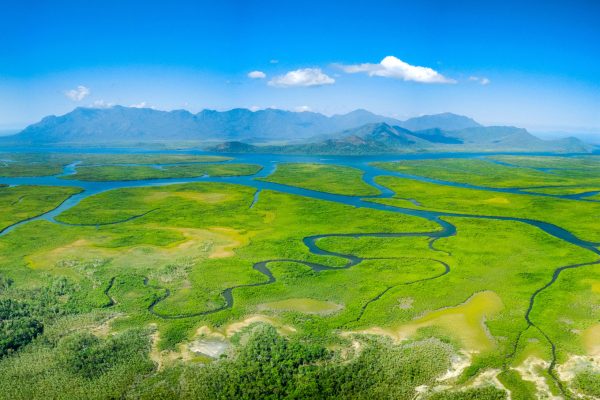 HINCHINBROOK 3X2 3000X2000